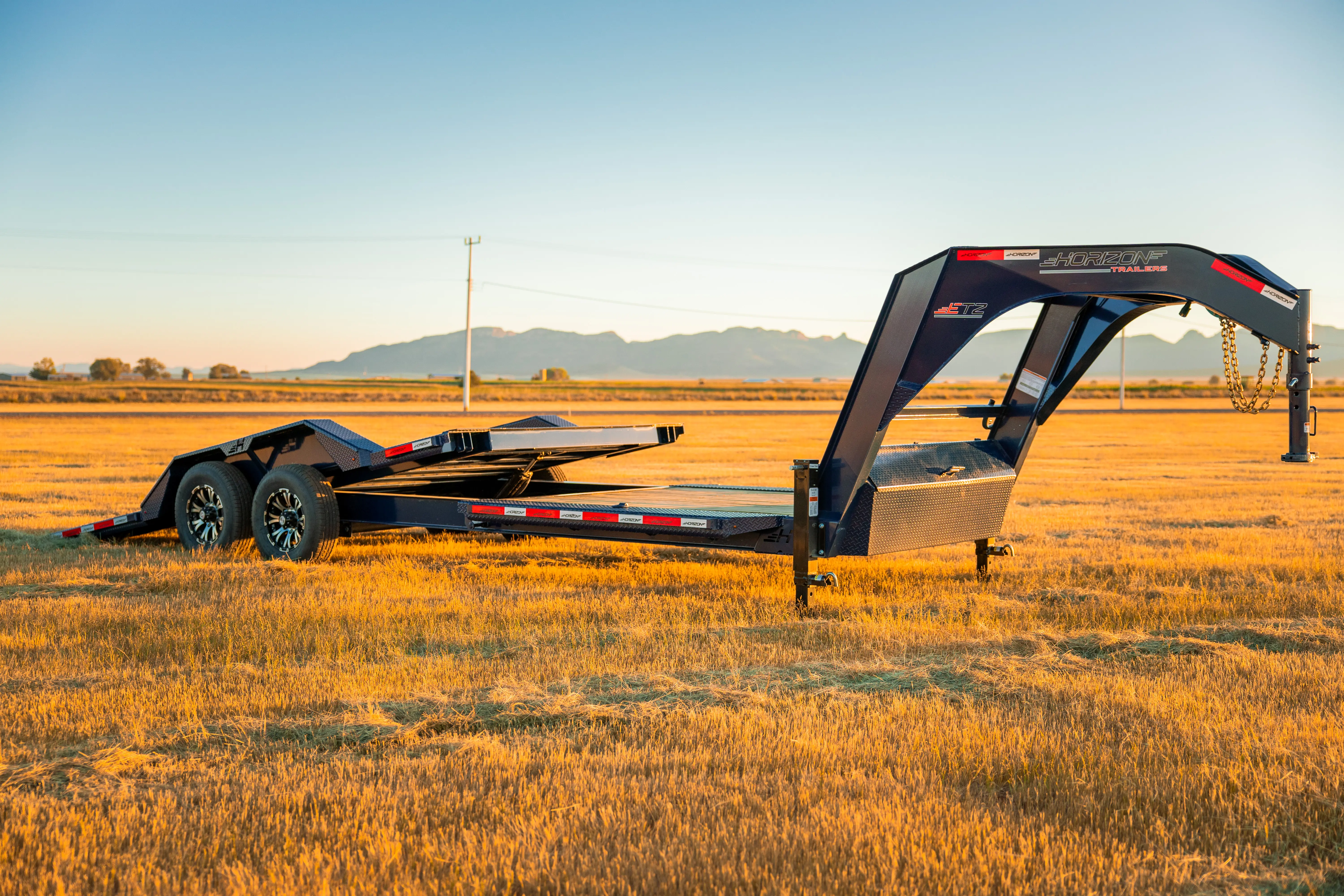 horizon trailers img